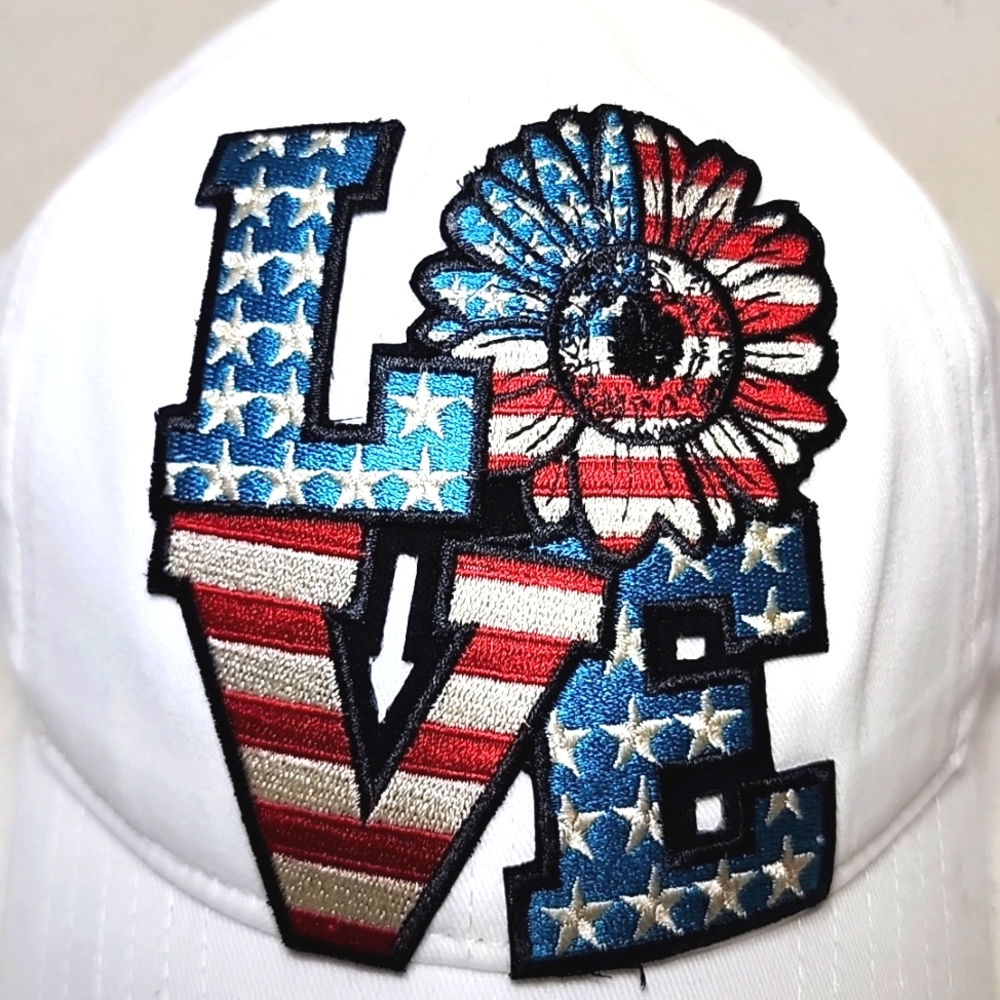 Patriotic Women's Cap - White with Red and Blue Design LOVE Patch New With Tag. - Picture 4 of 6